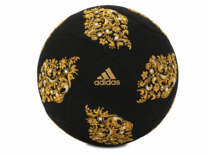 Exclusivo balón de terciopelo Adidas Fifa World Cup