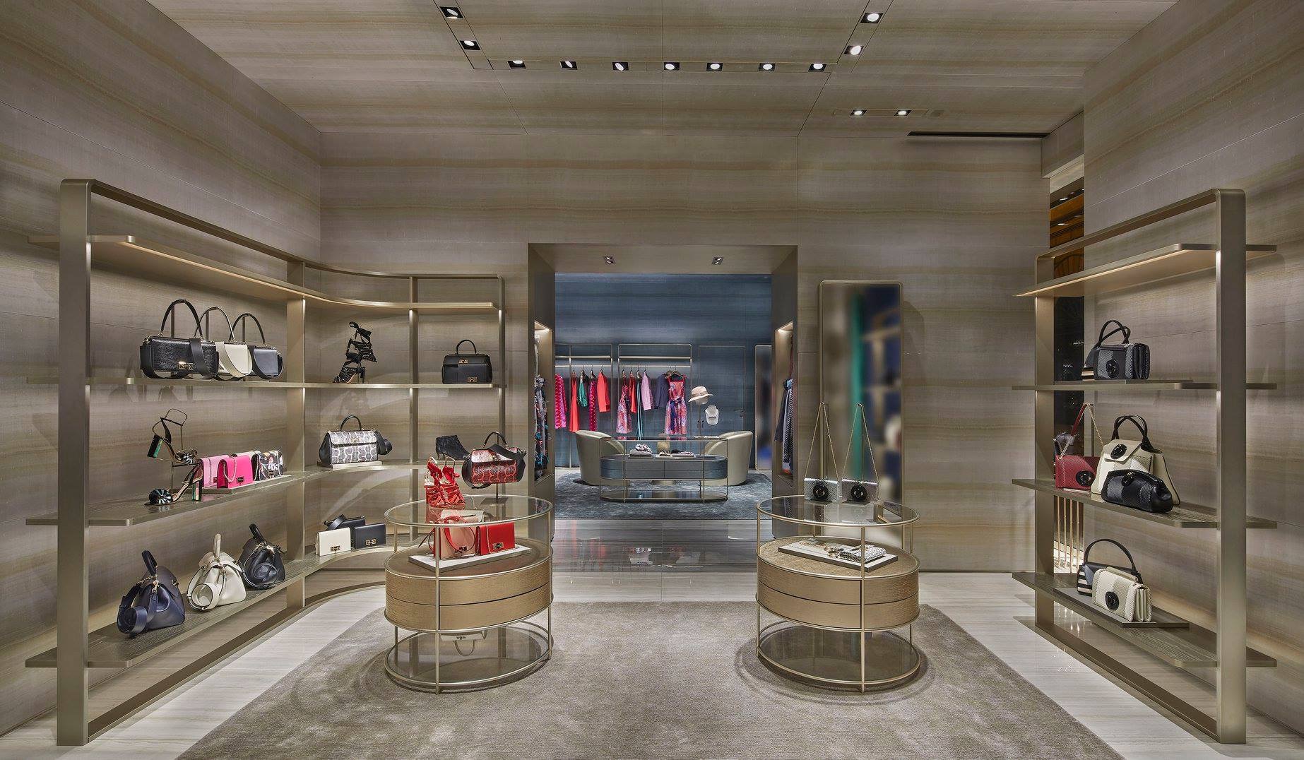 Nueva boutique de Giorgio ArmaniLuxury Retail