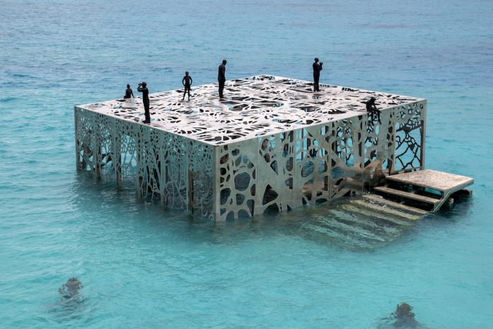 «Coralarium» arte subacuático, Maldivas