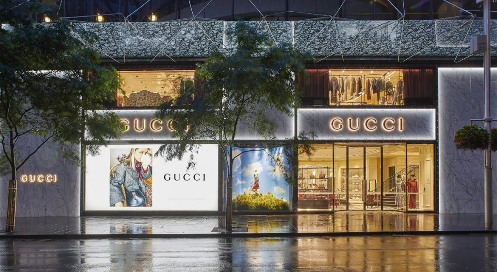 Ventanas exteriores de la nueva tienda de GUCCI en Sydney