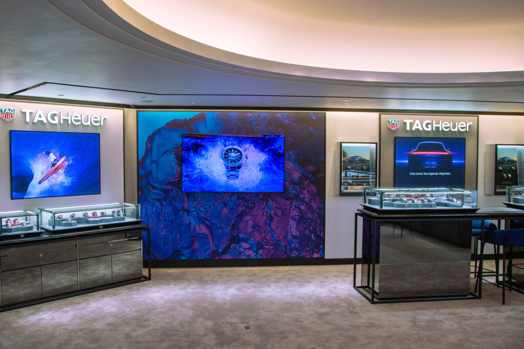 TAGheuer muestra relojes en la  Boutique harrods